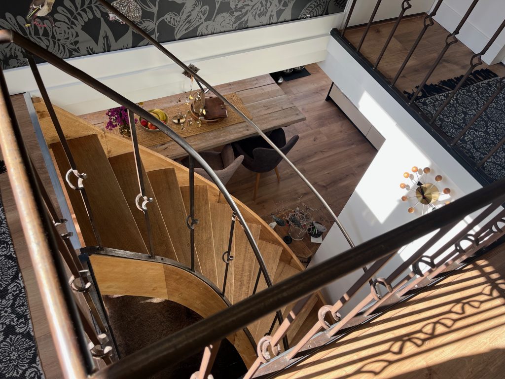 Innen_OG_Galerietreppe_23